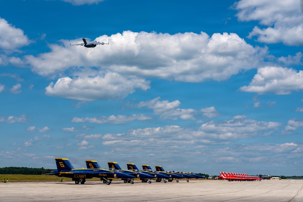 C-17 Demo Team: Great State of Maine Air Show