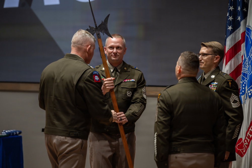 Army University welcomes CSM Derek Noyes during change of responsibility ceremony