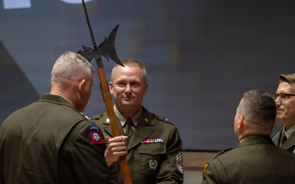 Army University welcomes CSM Derek Noyes during change of responsibility ceremony