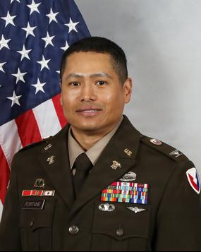 Commander