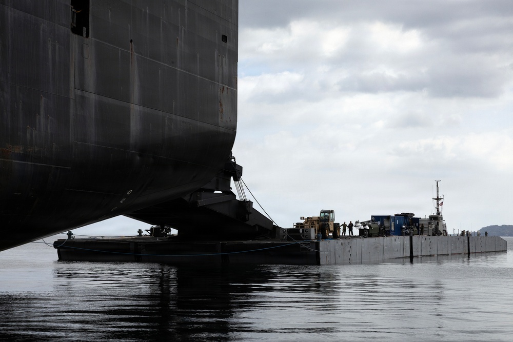 Blount Island Team Keeps Maritime Readiness Moving in South Korea