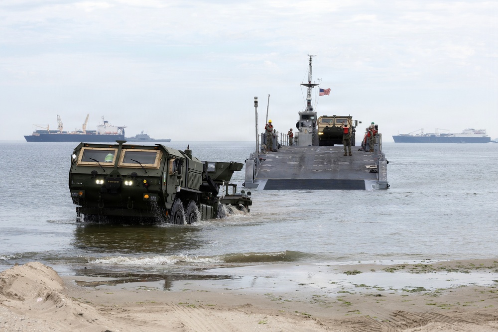 Blount Island Team Keeps Maritime Readiness Moving in South Korea