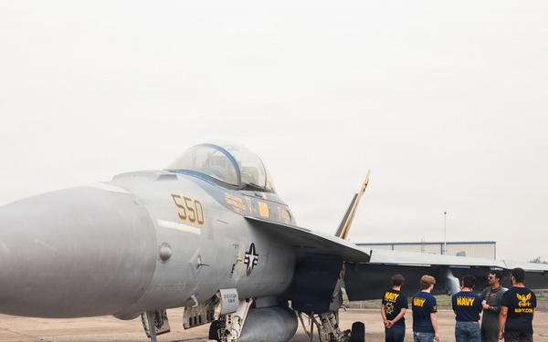 Electronic Attack Squadron (VAQ) 131 visits Pittsburgh