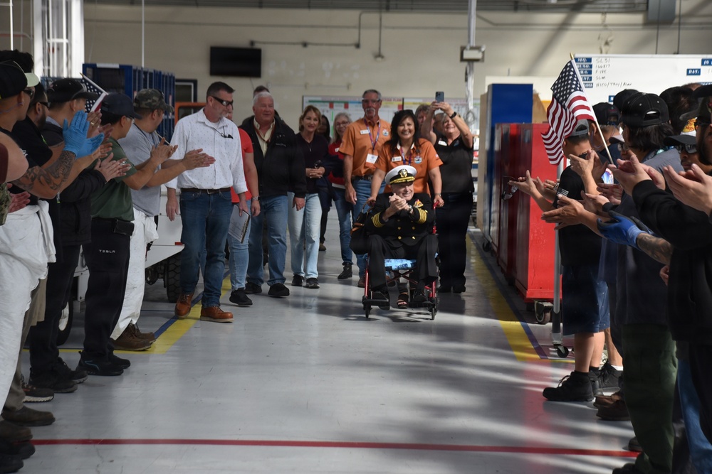 FRCSW welcomes one of naval aviation’s most distinguished heroes, MOH Winner retired CAPT Royce Williams