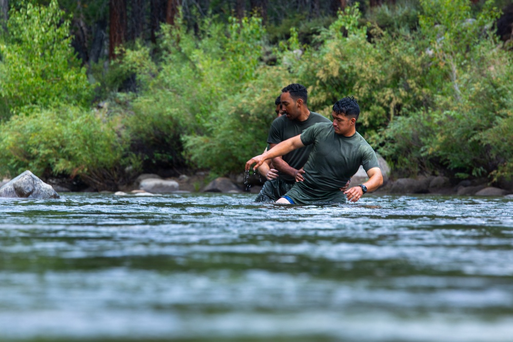 MTX 26-3 | 3/25 Conducts a River Crossing
