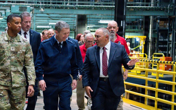 DLA Distribution hosts Chairman of the Joint Chiefs of Staff to highlight warfighter support, modernization efforts
