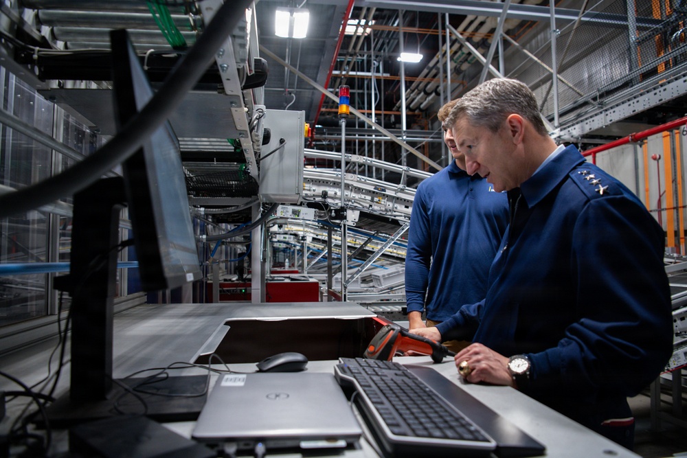 DLA Distribution hosts Chairman of the Joint Chiefs of Staff to highlight warfighter support, modernization efforts