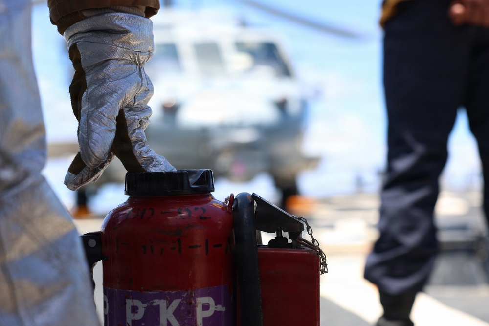 USS Decatur conducts flight quarters during RIMPAC