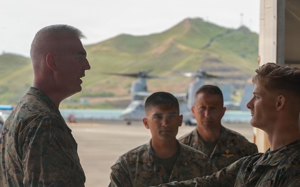I MEF DCG visits 15th MEU command during RIMPAC 2026