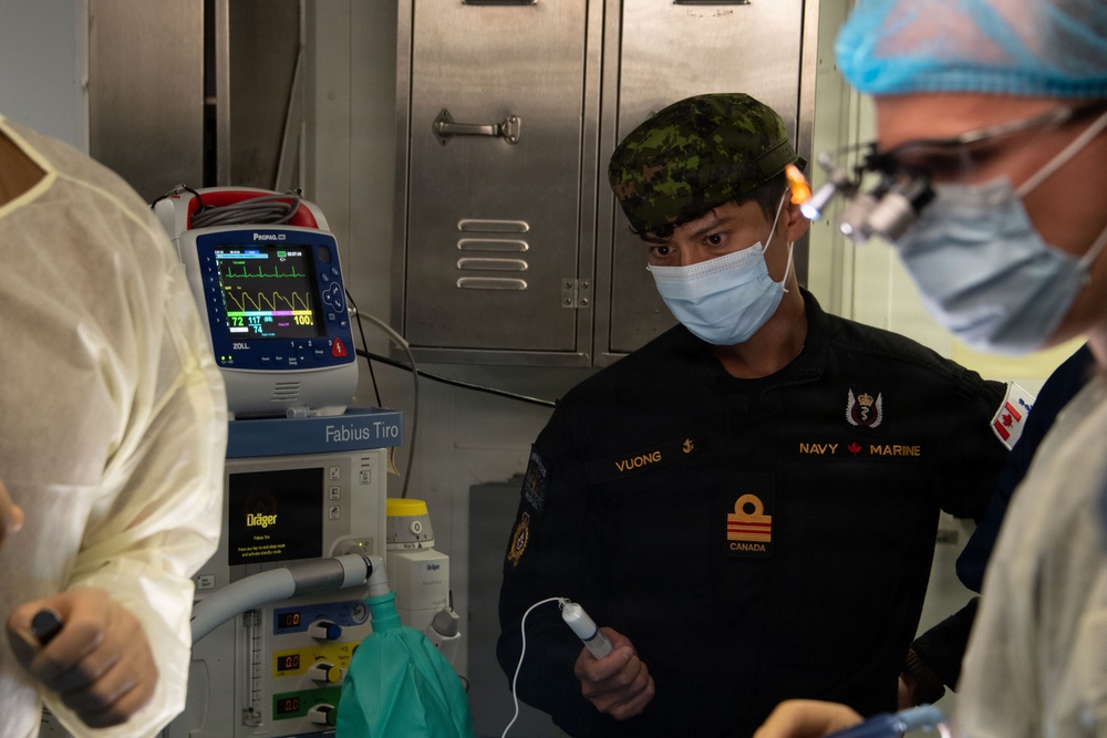 USS Essex conducts teeth extraction during RIMPAC 2026