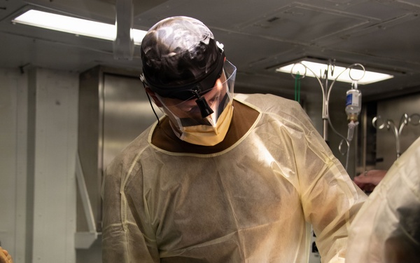 USS Essex conducts teeth extraction during RIMPAC 2026
