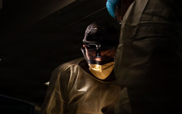 USS Essex conducts teeth extraction during RIMPAC 2026