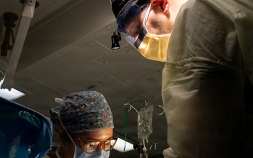 USS Essex conducts teeth extraction during RIMPAC 2026