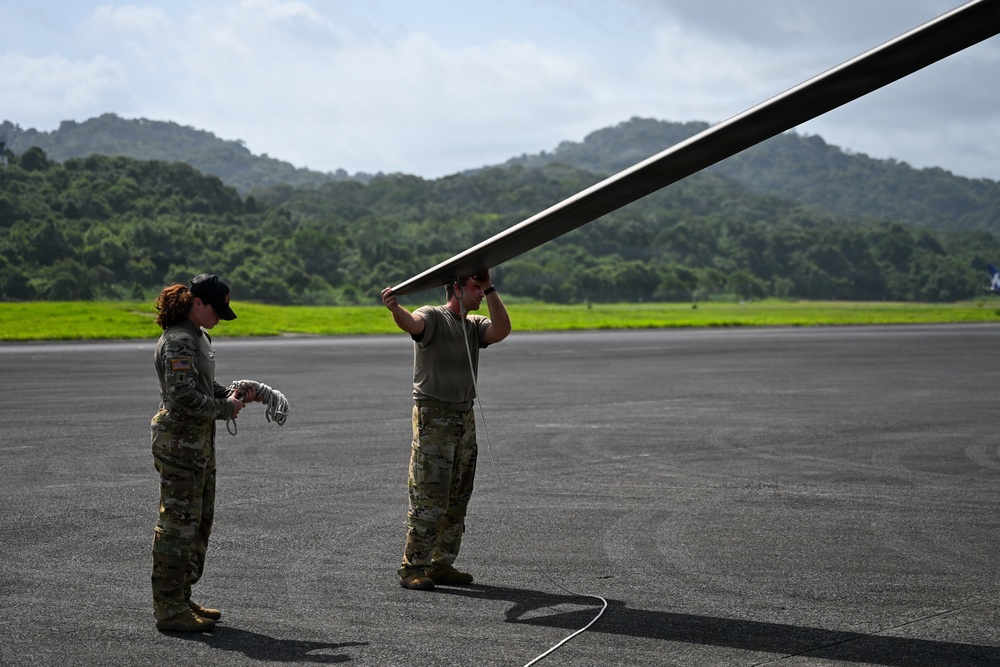 Joint Task Force-Bravo Chinook helicopters arrive for PANAMAX-A
