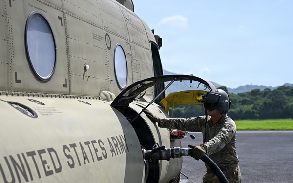 Joint Task Force-Bravo Chinook helicopters arrive for PANAMAX-A