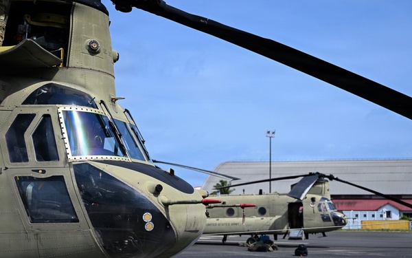 Joint Task Force-Bravo Chinook helicopters arrive for PANAMAX-A