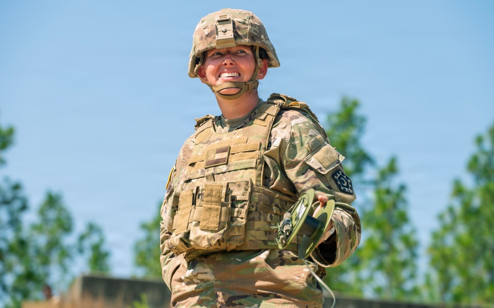 174th Engineer Company conducts demolition and shotgun breaching training
