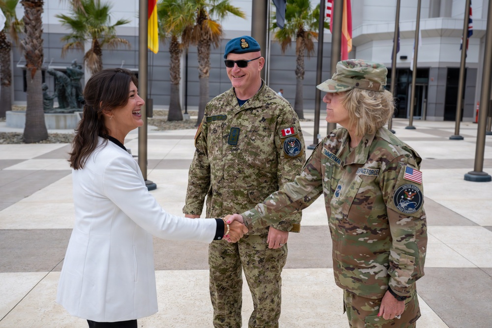 S4S welcomes Canadian Consul General