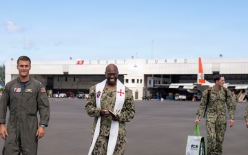 Chaplains and chaplain candidates take a tour of Coast Guard Air Station Barber's Point