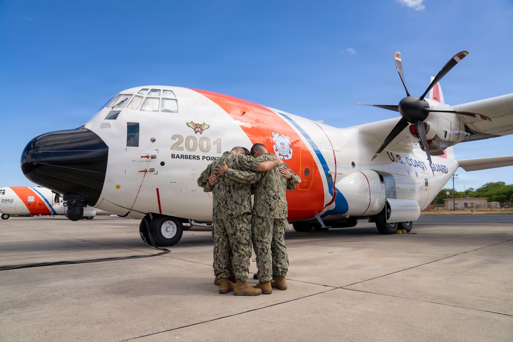 Chaplains and Chaplain Candidates Tour Coast Guard Air Station Barber's Point