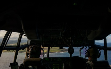 Chaplains and chaplain candidates tour Coast Guard Air Station Barber's Point