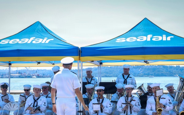 Navy Band Northwest Performs During Seattle Seafair Fleet Week