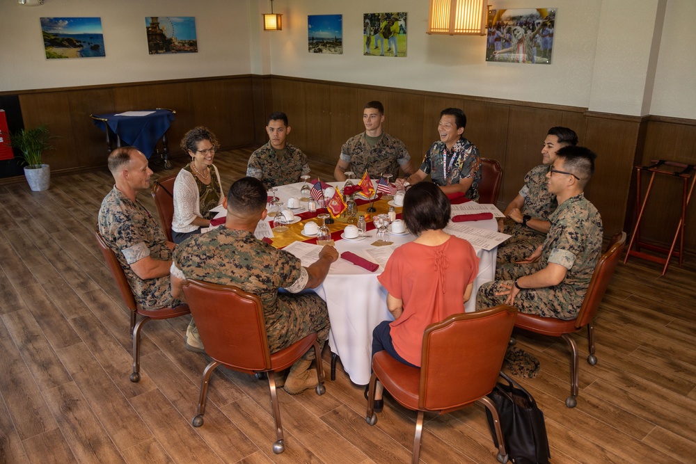 Consul General Andrew Ou recognizes MACG-18 Marines