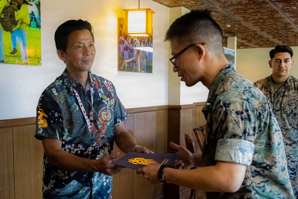 Consul General Andrew Ou recognizes MACG-18 Marines
