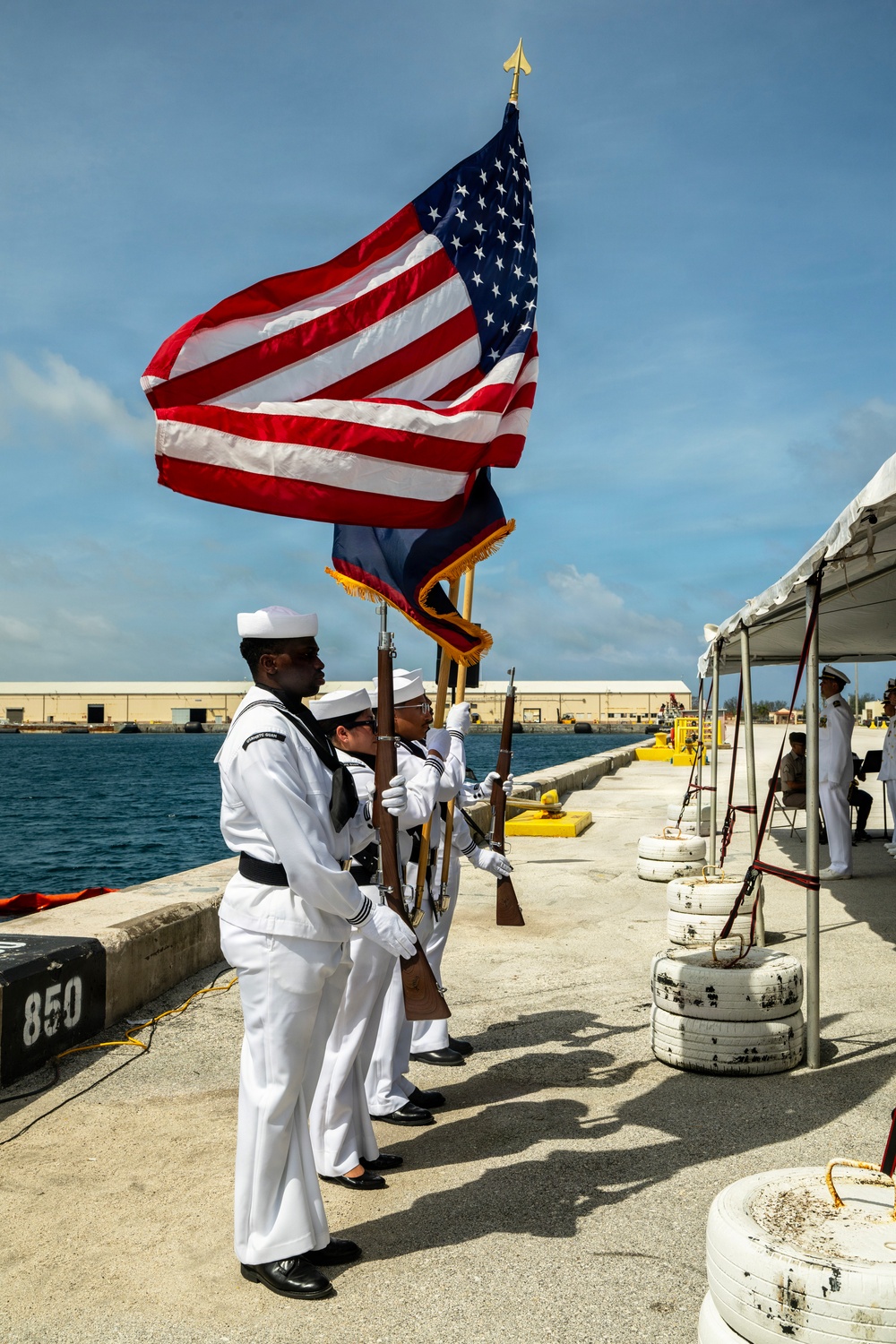USS Tucson holds change of command