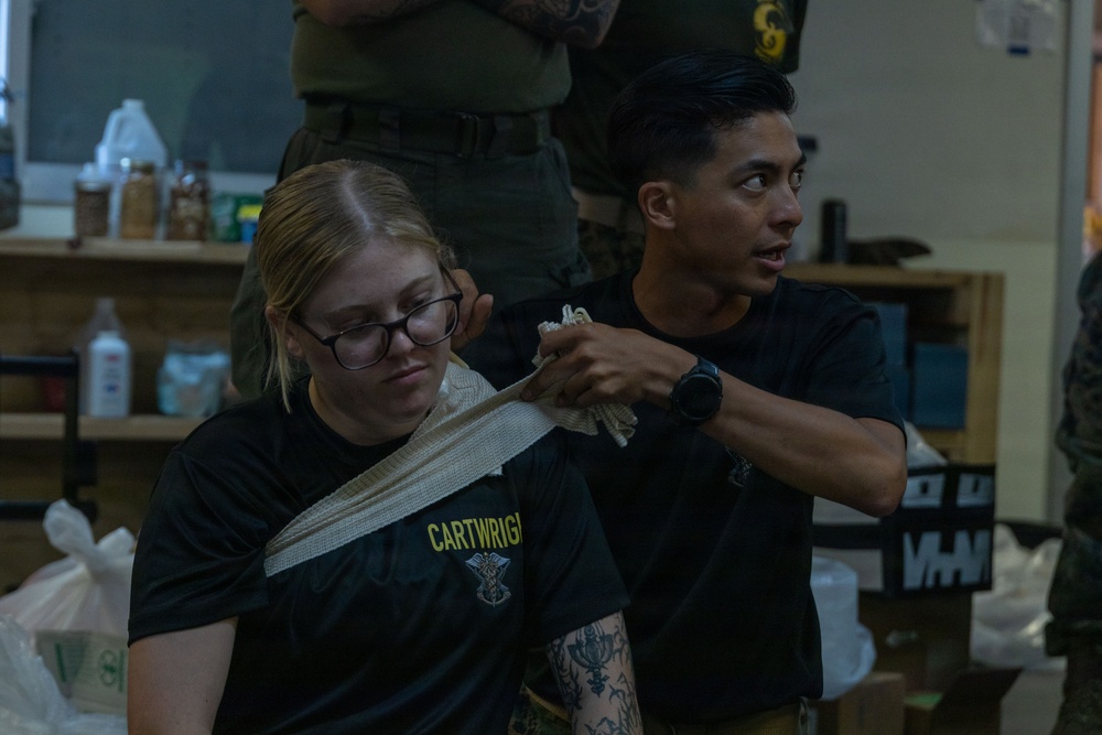 MWSS-172 service members learn casualty care
