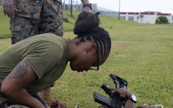 MWSS-172 service members learn casualty care