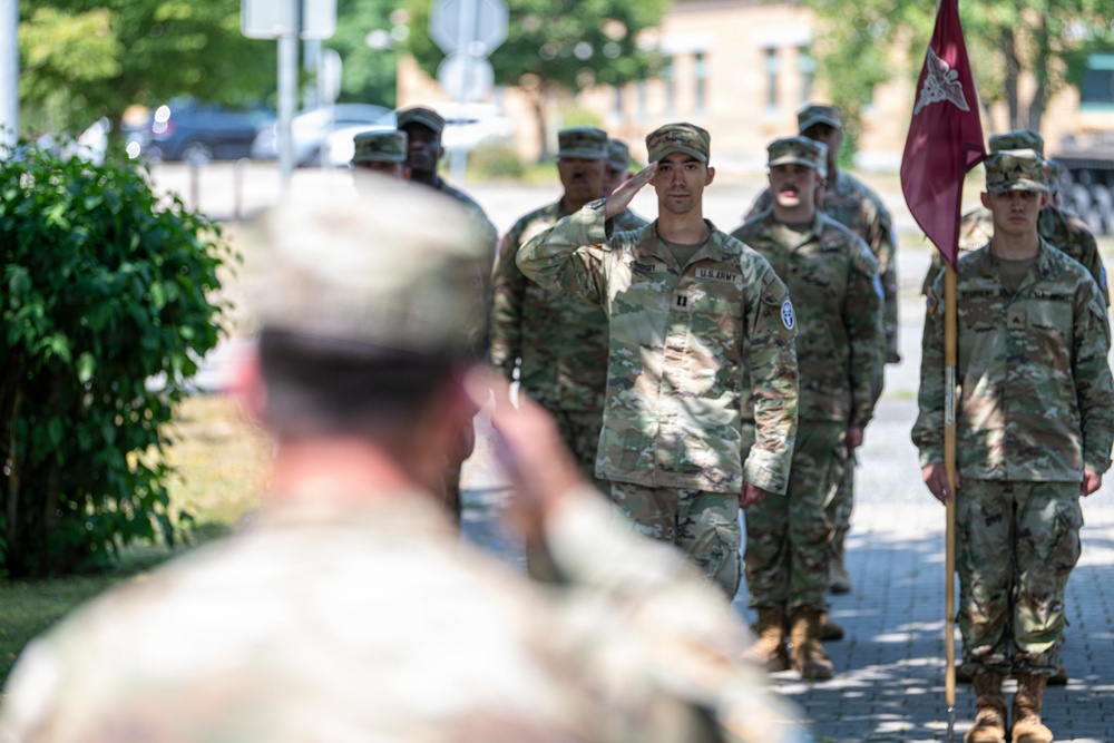 MEDDAC Bavaria HHC Conducts Change of Command Ceremony