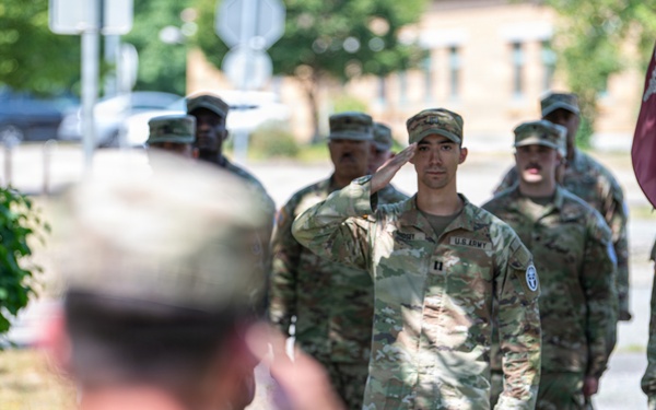 MEDDAC Bavaria HHC Conducts Change of Command Ceremony