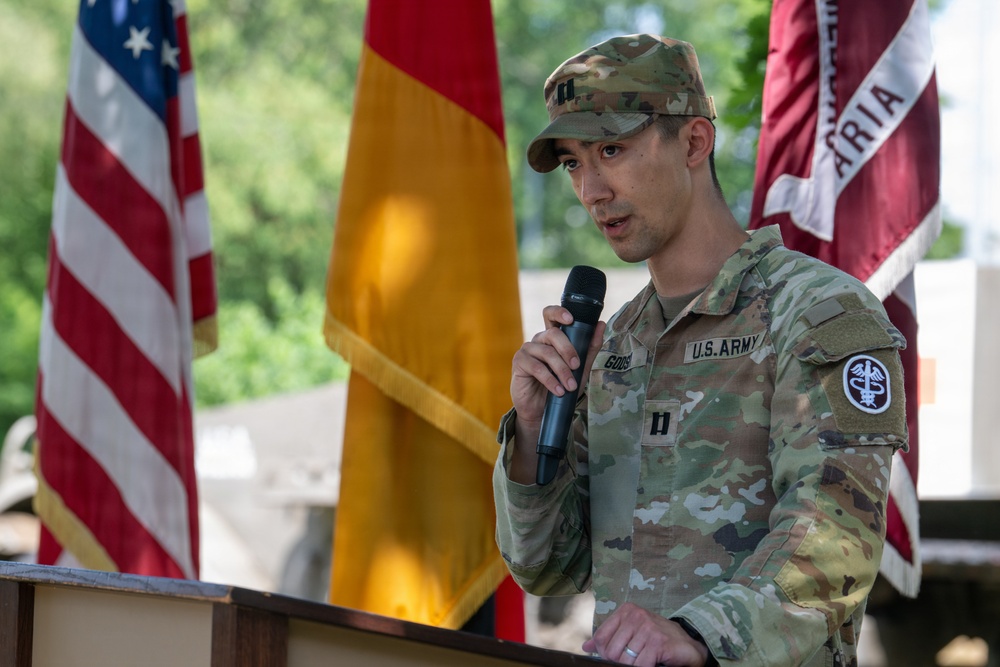 MEDDAC Bavaria HHC Conducts Change of Command Ceremony