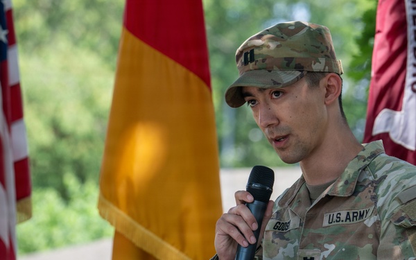 MEDDAC Bavaria HHC Conducts Change of Command Ceremony