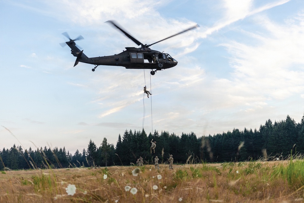USARPAC Best Squad Competition: Air Assault Go Time! Rappelling during air assault