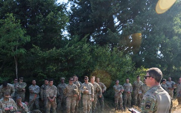 USARPAC Best Squad Competition: Air Assault pre-brief before the air assault