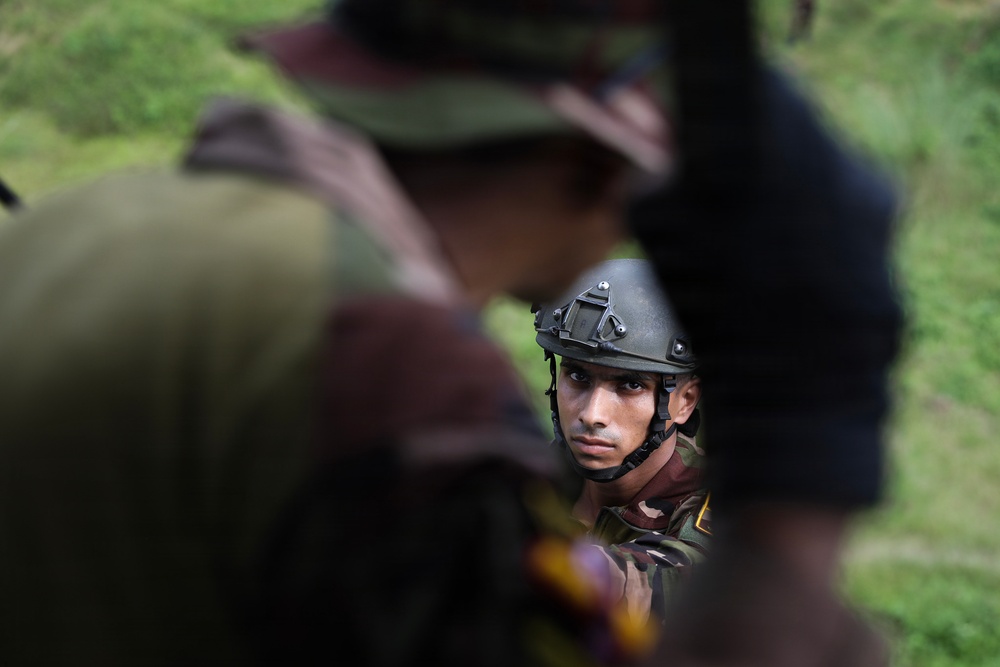 U.S. Soldiers rappel with Bangladesh Army during joint training