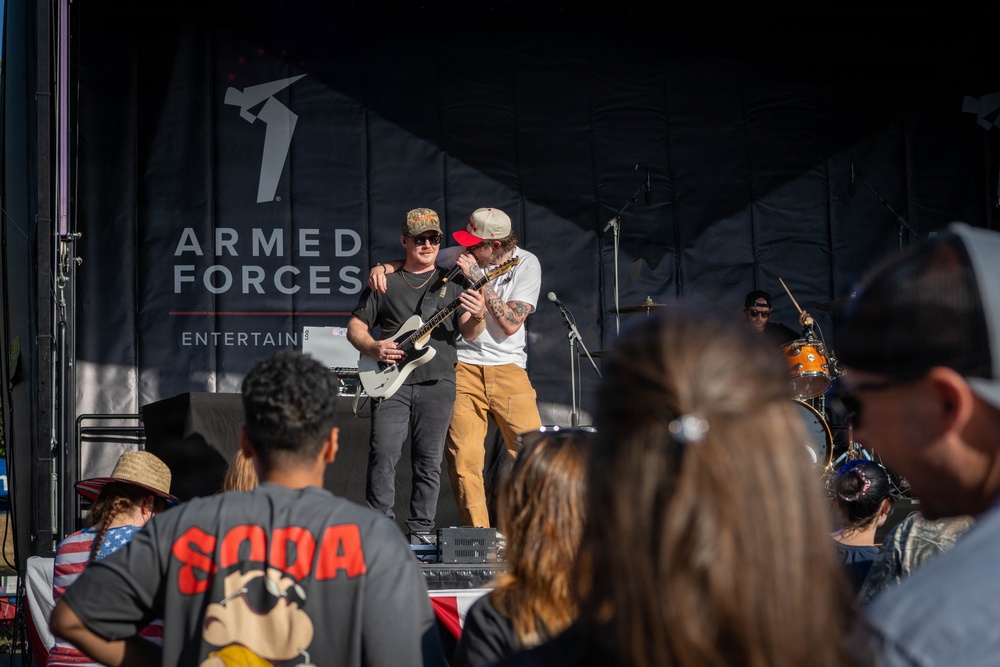 Country music artist Austin Snell headlines Super Saber Appreciation Day