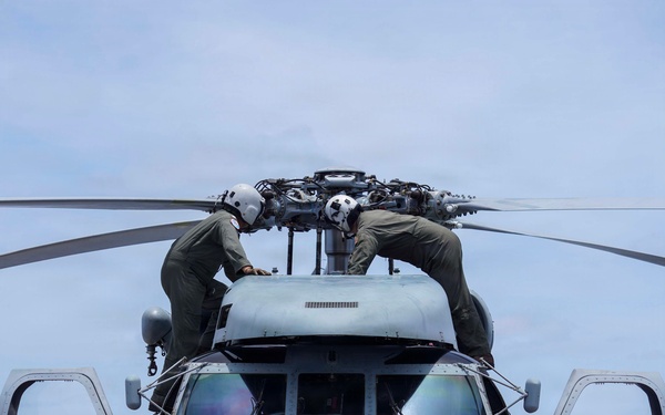 USS Cooperstown Conducts Routine Operations in the Atlantic Ocean.