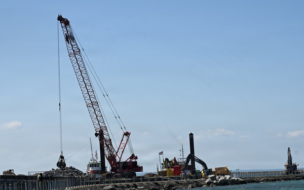 Bird Island Pier Repairs Strengthen Great Lakes Navigation