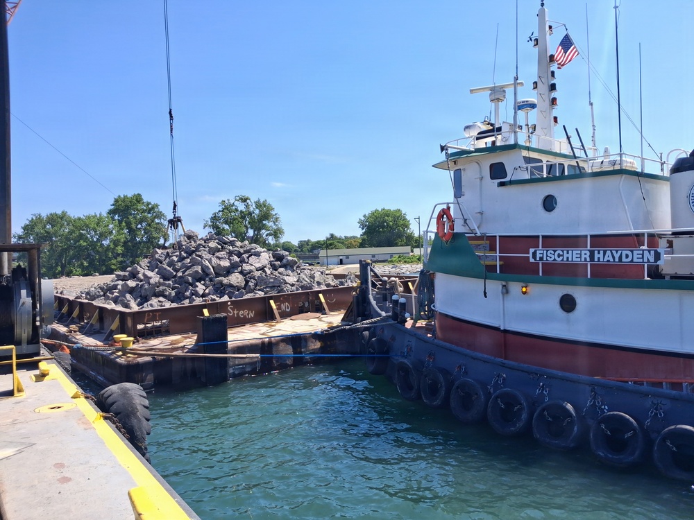 Bird Island Pier Repairs Strengthen Great Lakes Navigation