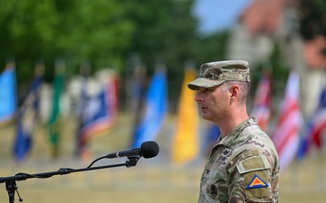 USAG Bavaria Conducts Change of Command Ceremony