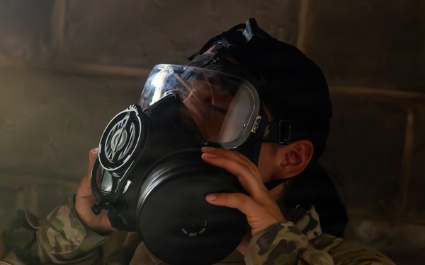 222nd Chemical Company conducts confidence chamber training
