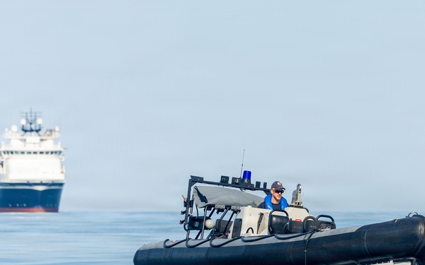 HMS Stirling Castle Conducts Mine Countermeasures Training at Sea Breeze 26