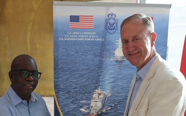 AMFS 2026 cultural gift exchange with Mozambique Navy