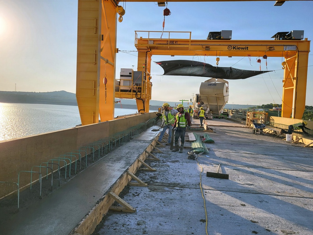 Work continues on Tenkiller Bridge replacement project