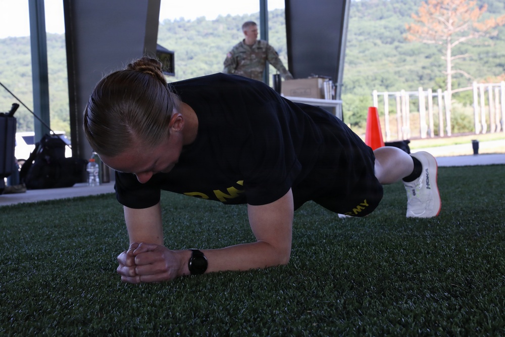28th Infantry Division performs Army Fitness Test