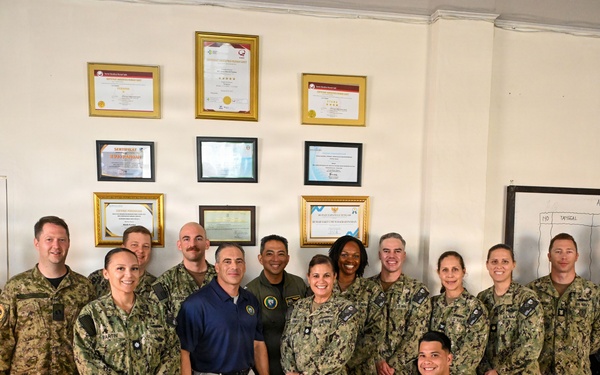 RADM Buzzetti and PP26 MCOM Visit Pandan General Hospital
