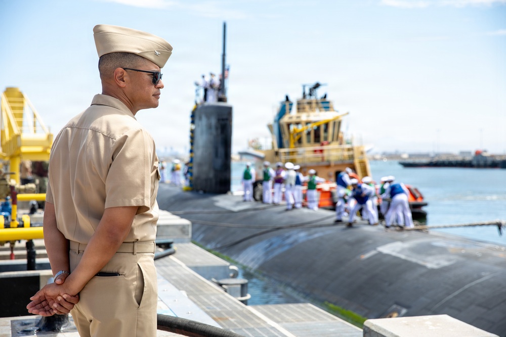 USS Springfield (SSN 761) Shifts Homeport to San Diego